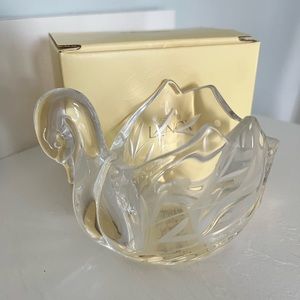 Like New LENOX “Opal Innocence” Handcut Crystal Swan Candle Holder w/ Box!